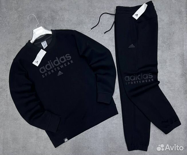 Спортивный костюм Adidas