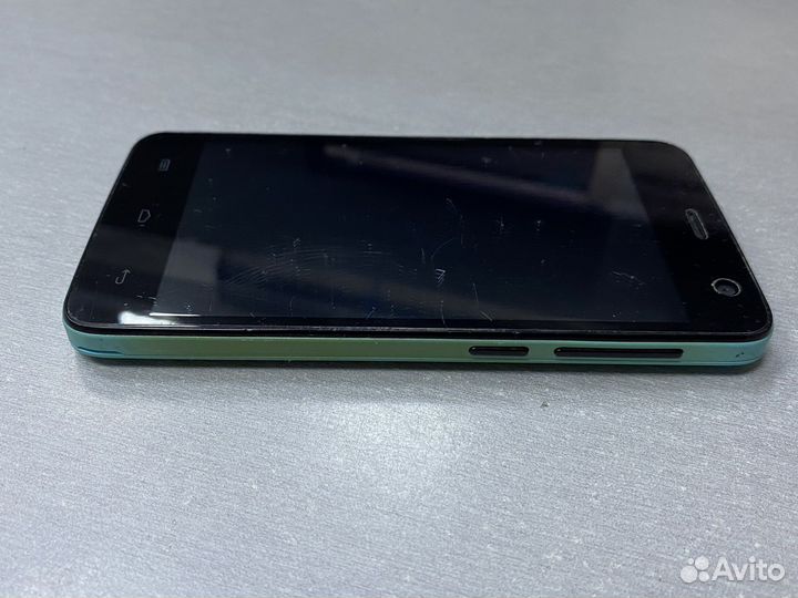 Смартфон Explay Vega
