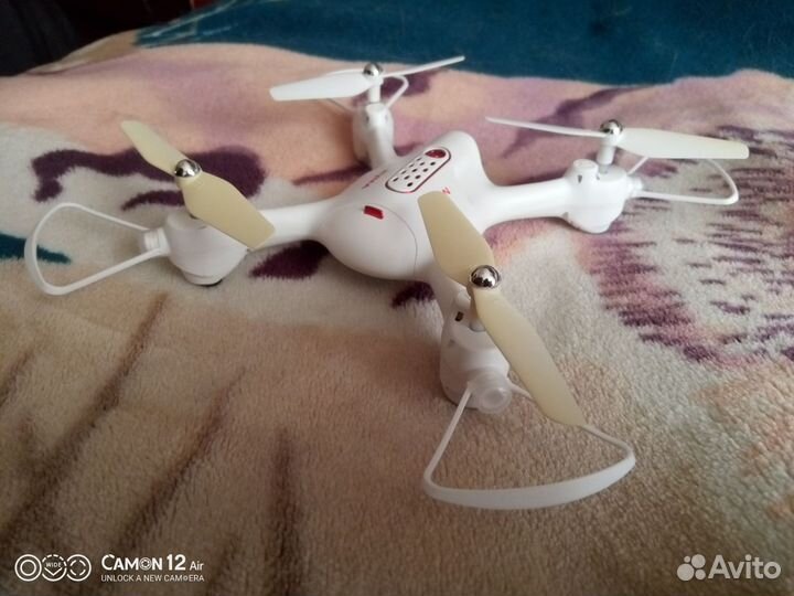 Квадрокоптер Syma X23W
