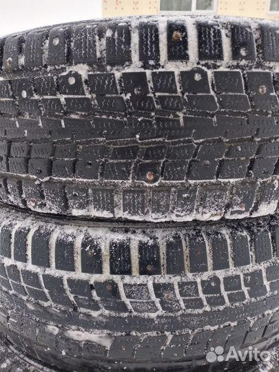 Dunlop SP Winter Ice 01 65/95 R16