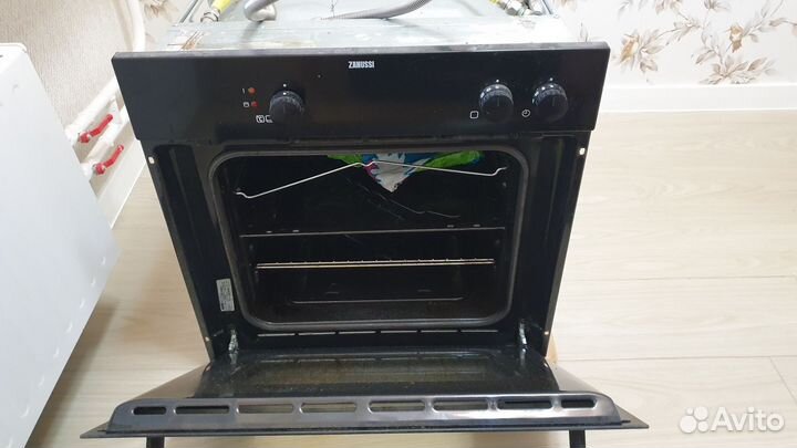 Газовый духовой шкаф zanussi ZLB 331 N