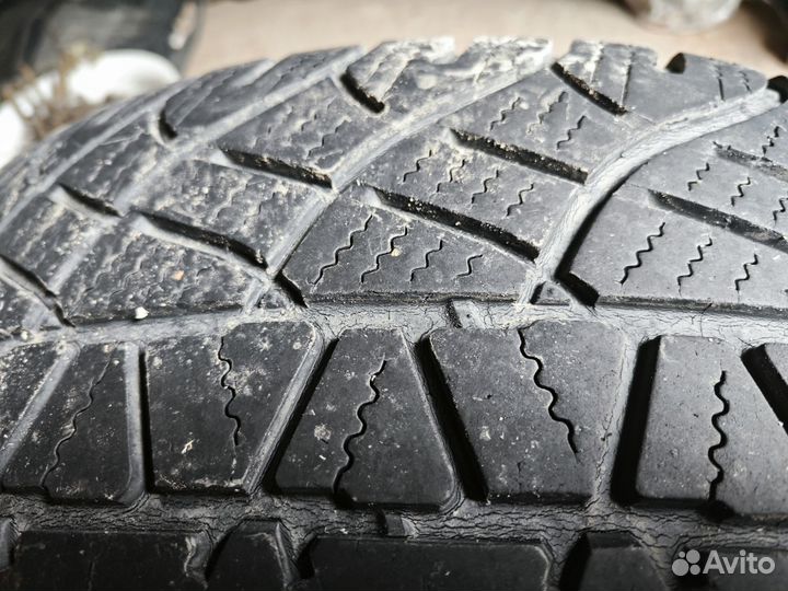 Michelin Latitude Cross 215/65 R16 T