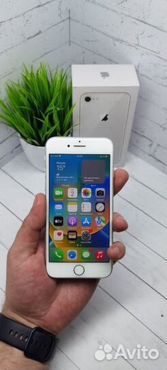 Apple iPhone 8 64Gb white