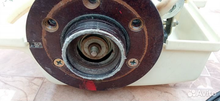 Двигатель от стир. машины Малютка 2