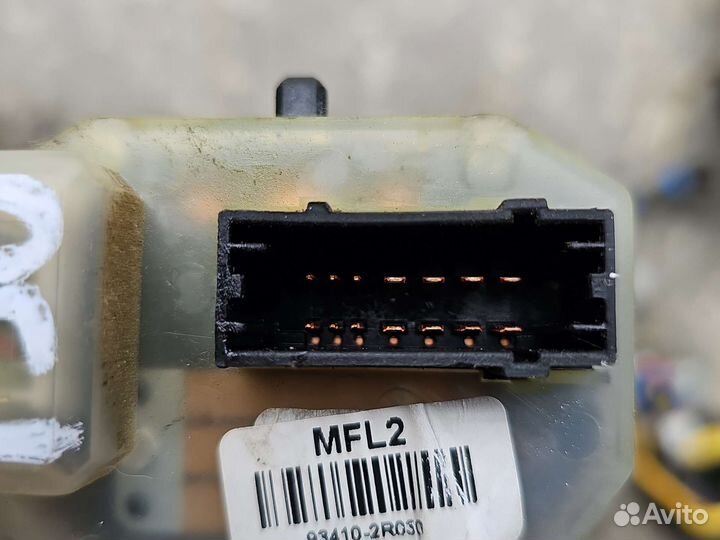 Переключатель поворотов Hyundai i30