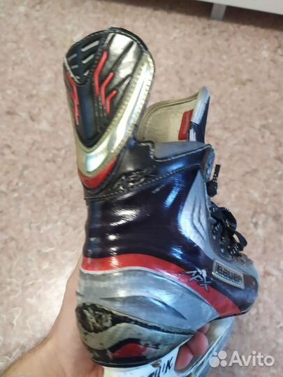 Хоккейные коньки bauer