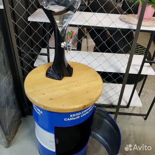 Бар с пивным краном балтика