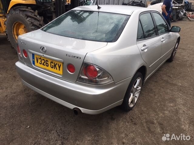 Разбор на запчасти Lexus IS