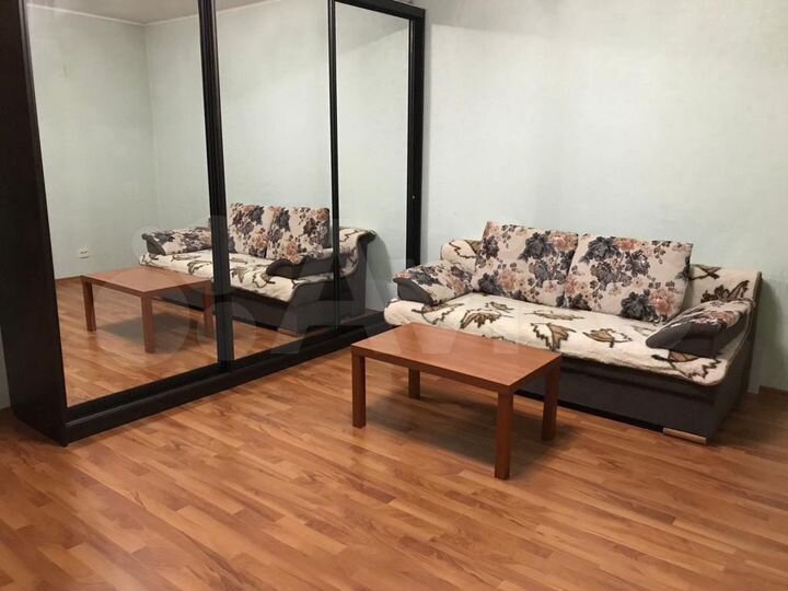 2-к. квартира, 64 м², 4/4 эт.