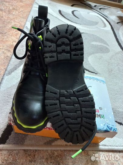 Ботинки для девочки Пчелка Доми