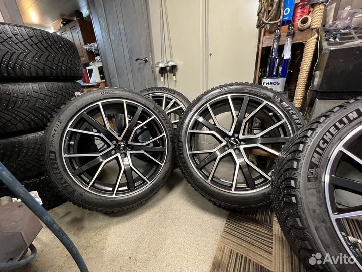 D22 Audi Q8 Зима-Шипы Michelin (оригинал)