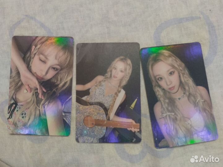 Голо карты с Юци