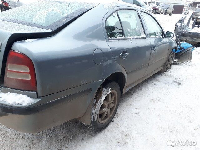 Дверь правая передняя задняя skoda octavia a4 tur