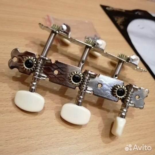 Колки для акустической гитары набор