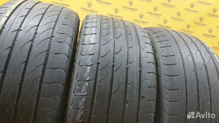Tri Ace Carrera 245/40 R19