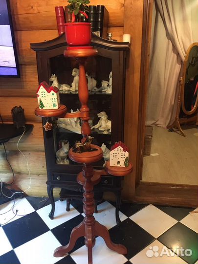 Подставка под цветы