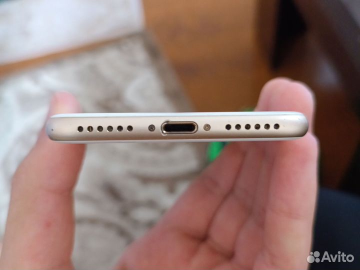 Телефон iPhone 7 128gb