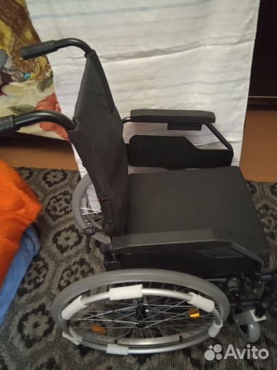 Кресло- коляска для инвалидов
