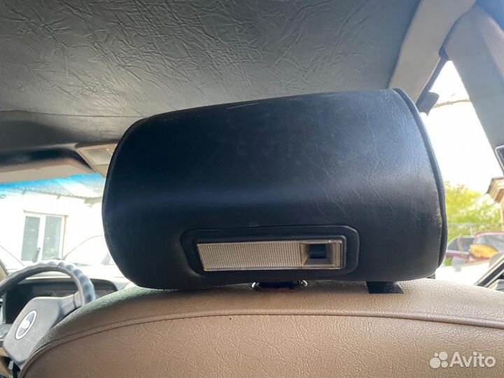 Подголовники передние Jaguar XJ6 XJ40