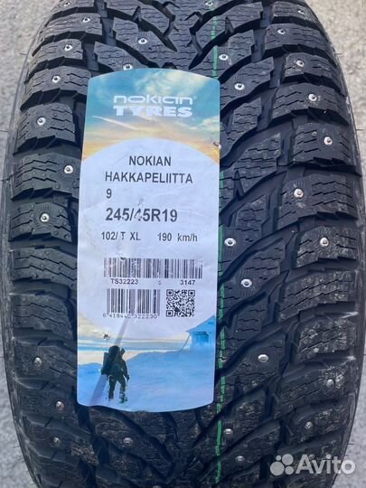 Nokian Tyres Hakkapeliitta 9 245/45 R19 102T