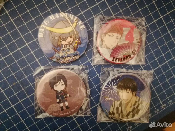 Значки с аниме