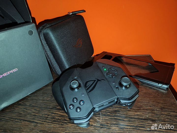 ROG Kunai 3 Gamepad for ROG Phone 6