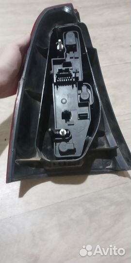 Фонарь задний правый Renault Logan 1