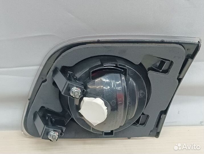 Фонарь левый внутренний Mazda 3 2005-2009