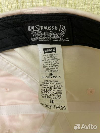 Кепка levis