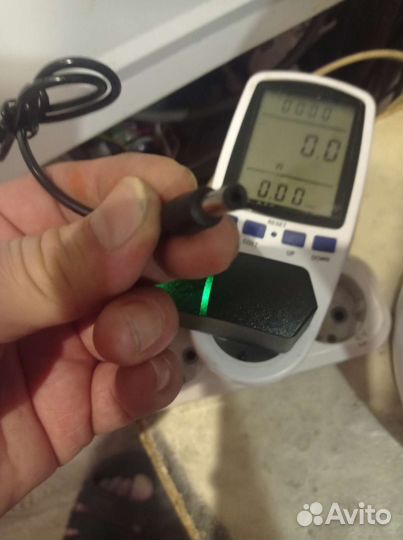 Зарядное устройство для li- ion