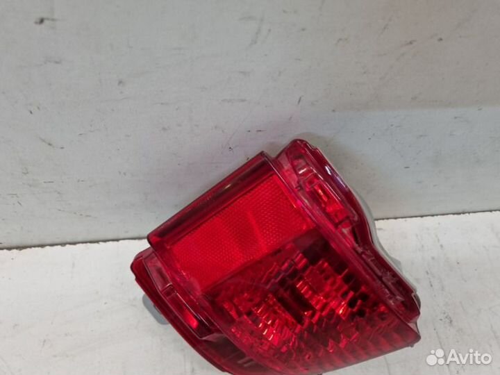 Фонарь противотуманный задний правый Toyota Land