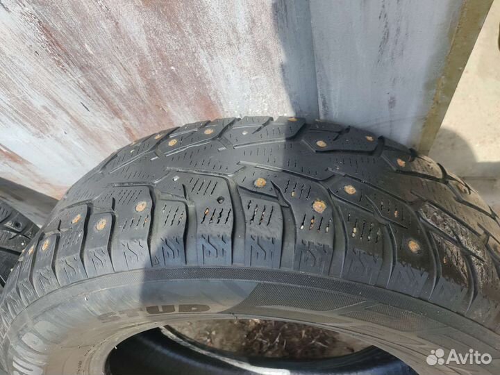 Yokohama Ice Guard Stud IG55 215/55 R16 102T