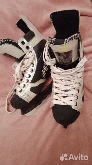 Коньки хоккейные