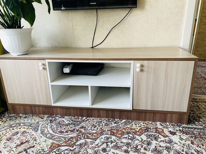 Тумба под телевизор