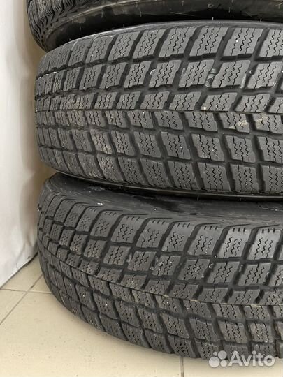 Nexen Winguard 235/65 R17