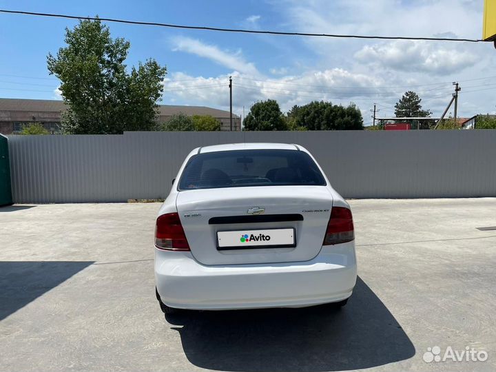 Chevrolet Aveo 1.4 МТ, 2005, 175 000 км