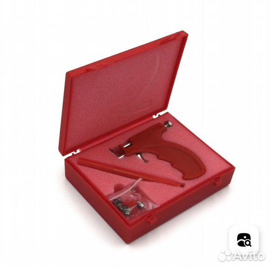 Пистолет для прокалывания ушей