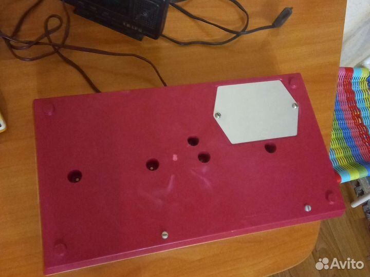 Калькулятор электроника, часы кварц, пианино