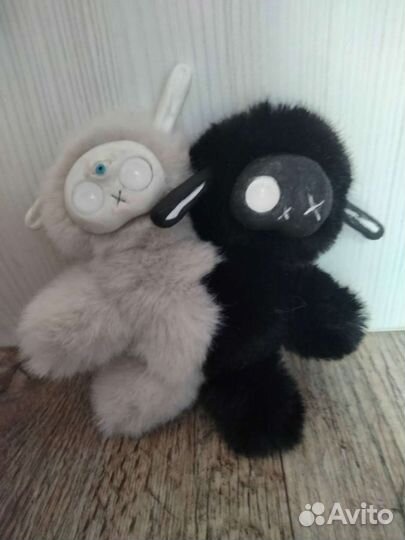 Зайцы сиамские близнецы