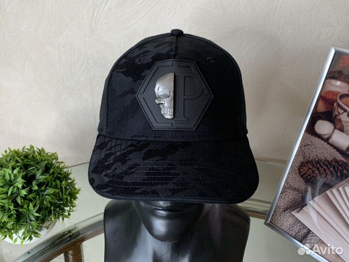 Бейсболка Philipp Plein крутая