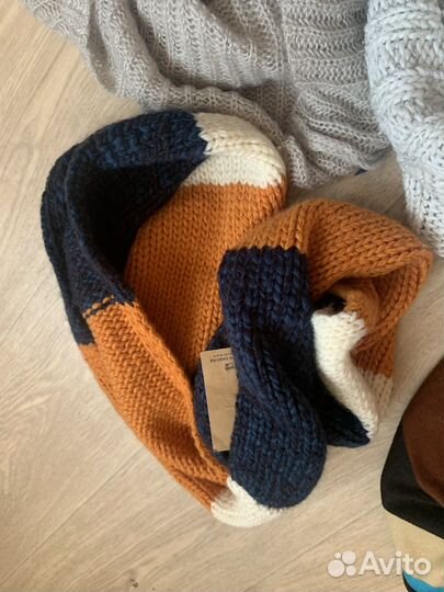 Коллекция снудов, шарфов, палантинов