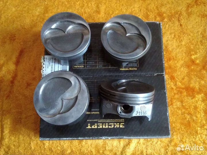 Поршни на Гранту 8 кл. бу (не гнет клапана )