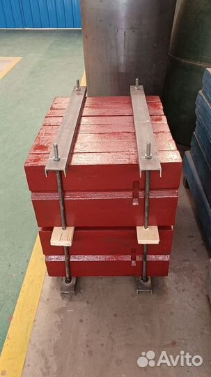 Предприятие реализует била и футеровки