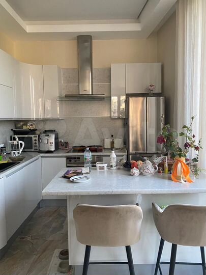 3-к. квартира, 105 м², 5/9 эт.