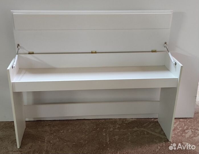 Стойка для синтезатора