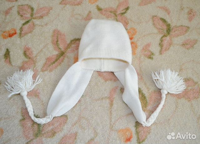 Зимняя теплая шапка