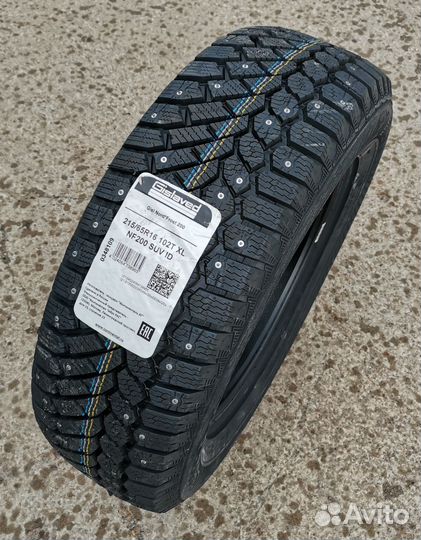 Gislaved Nord Frost 200 SUV ID 215/65 R16 102T