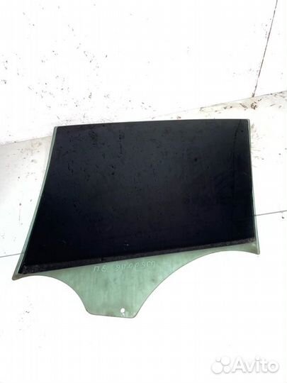 Стекло заднее правое Renault Megane седан K4M 2006