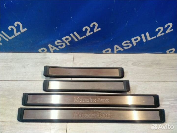Накладка на порог Mercedes-Benz 211.054 E 280 / E