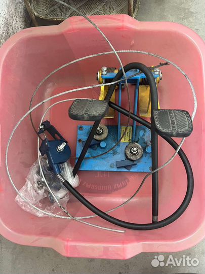 Учебные педали